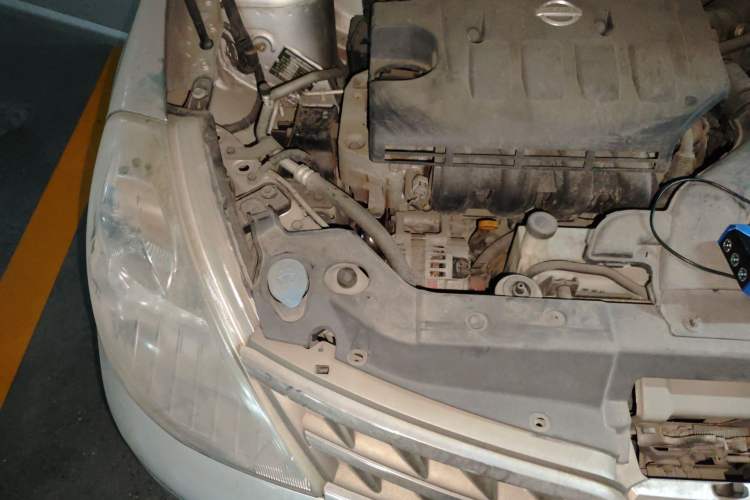 Used Nissan Tiida Sedan 2008 1.6L Manual Fashion Edition Engine Bay Right