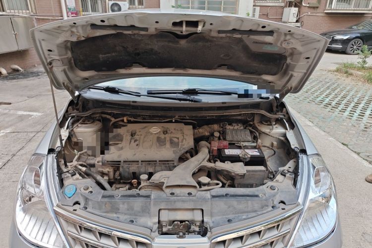 Used Nissan Tiida Sedan 2008 1.6L Manual Fashion Edition Engine Bay