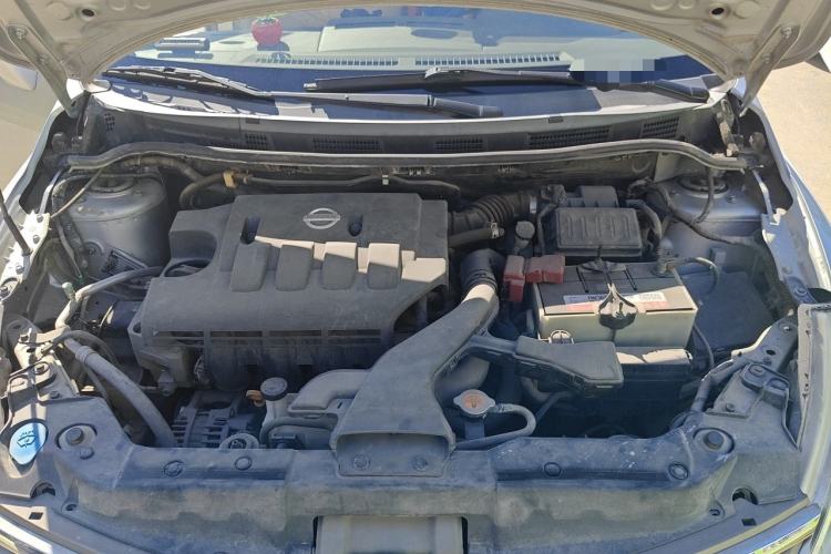 Used Nissan Tiida Sedan 2008 1.6L Manual Fashion Edition Engine Bay