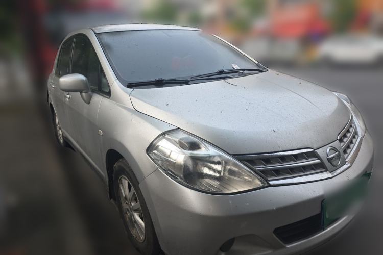 Used Nissan Tiida Sedan 2008 1.6L Automatic Fashion Edition Front Right 45 Deg