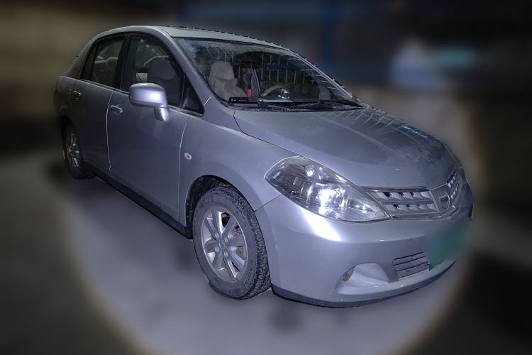 Used Nissan Tiida Sedan 2008 1.6L Manual Smart Version Front Right 45 Deg