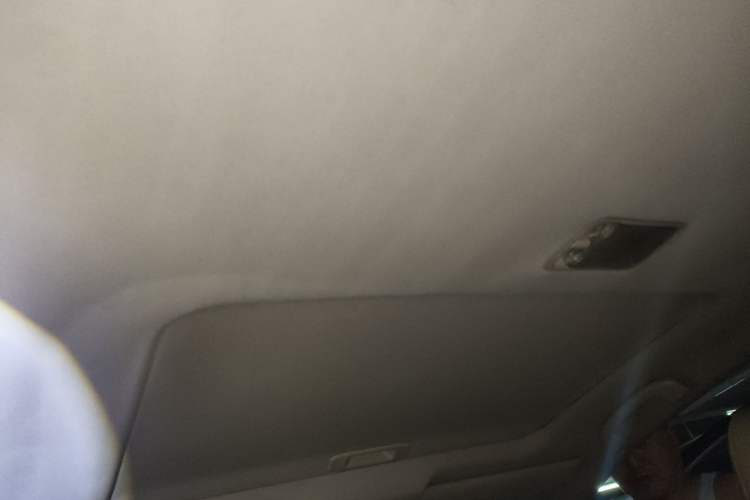 Used Nissan Tiida Sedan 2008 1.6L Automatic Fashion Edition Headliner