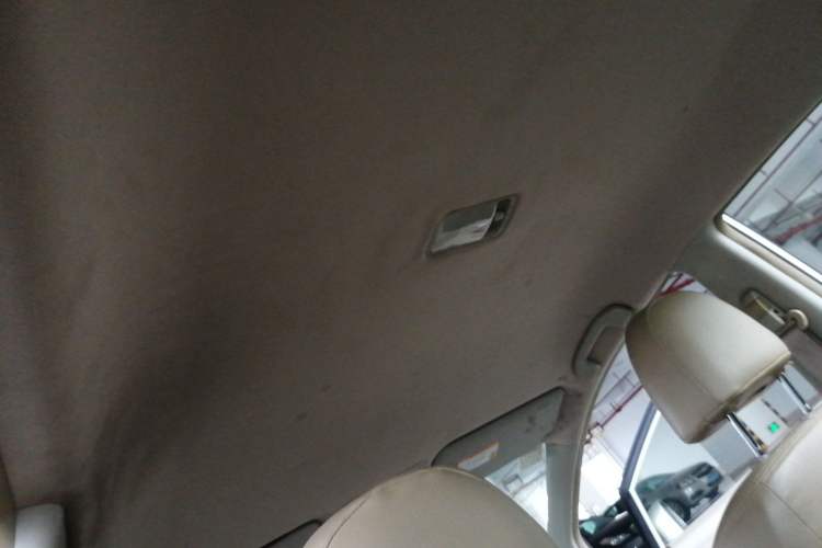 Used Nissan Tiida Sedan 2008 1.6L Automatic Fashion Edition Headliner