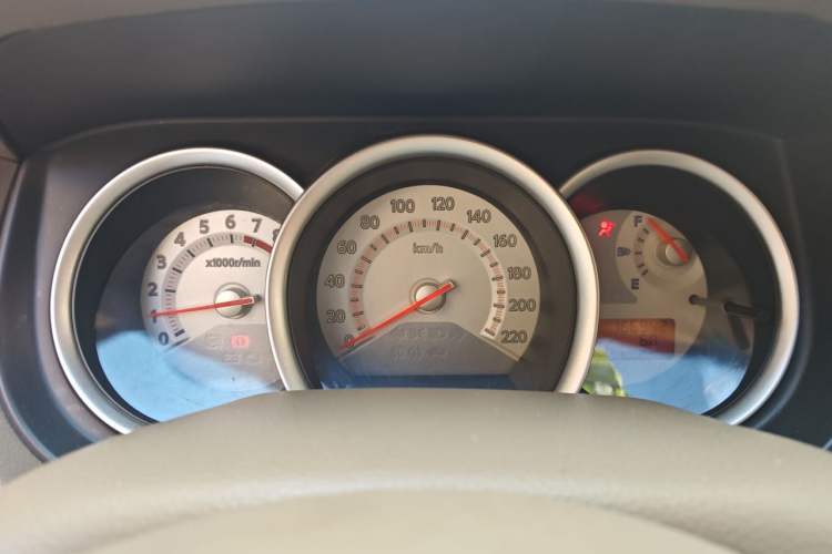 Used Nissan Tiida Sedan 2008 1.6L Manual Fashion Edition Instrument Cluster