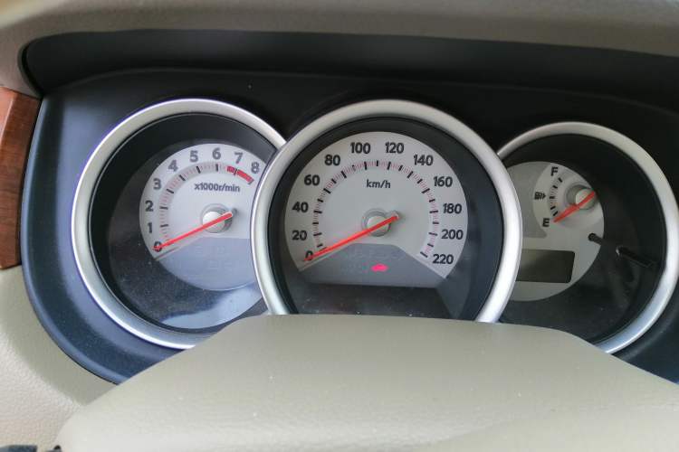 Used Nissan Tiida Sedan 2008 1.6L Automatic Smart Version Instrument Cluster