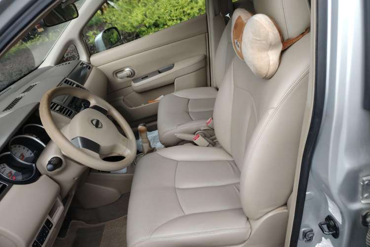 Used Nissan Tiida Sedan 2008 1.6L Manual Fashion Edition Left Front Seat
