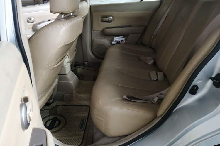 Used Nissan Tiida Sedan 2008 1.6L Automatic Fashion Edition Left Rear Seat
