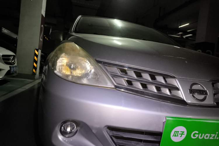 Used Nissan Tiida Sedan 2008 1.6L Manual Fashion Edition Right Front Headlight