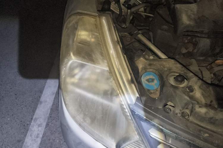 Used Nissan Tiida Sedan 2008 1.6L Automatic Fashion Edition Right Front Headlight