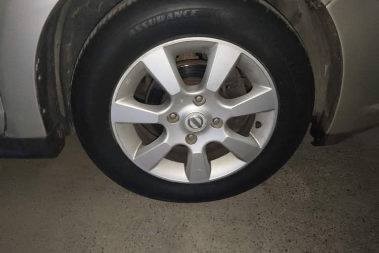 Used Nissan Tiida Sedan 2008 1.6L Automatic Fashion Edition Right Front Wheel Hub
