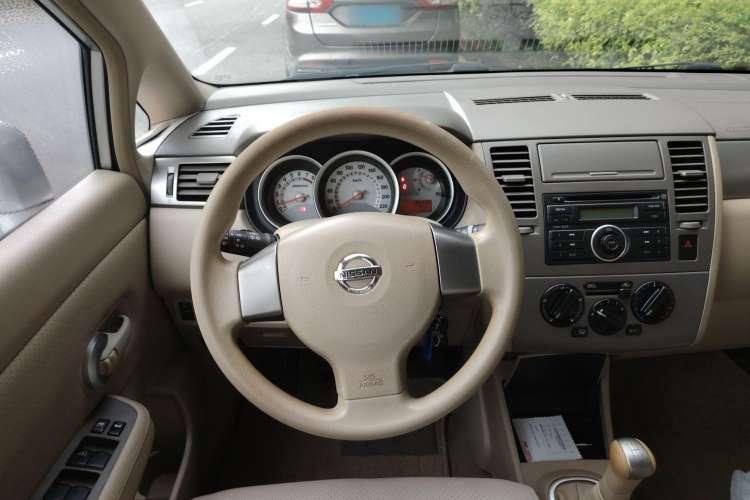 Used Nissan Tiida Sedan 2008 1.6L Manual Fashion Edition Steering Wheel