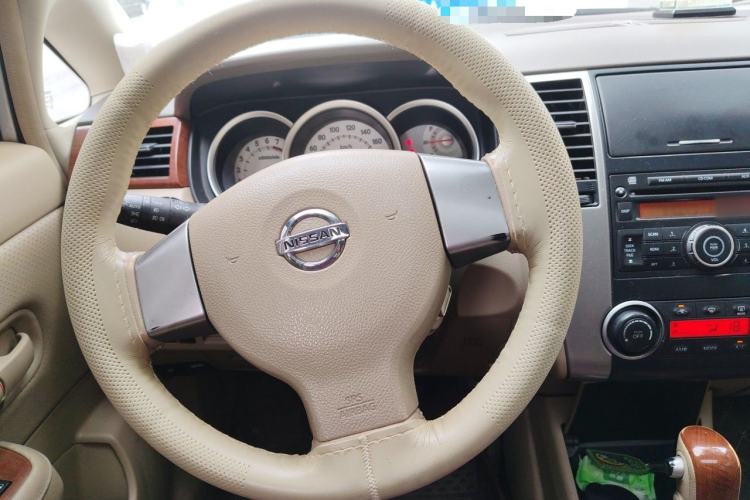 Used Nissan Tiida Sedan 2008 1.6L Automatic Smart Version Steering Wheel