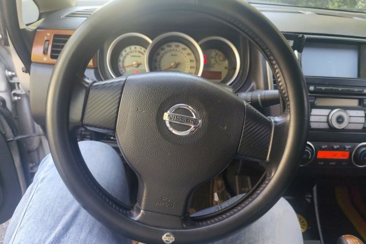 Used Nissan Tiida Sedan 2008 1.6L Manual Smart Version Steering Wheel