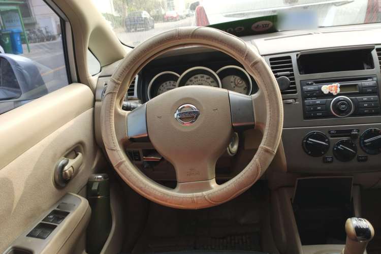 Used Nissan Tiida Sedan 2008 1.6L Manual Fashion Edition Steering Wheel