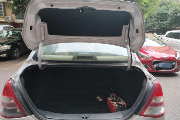 Used Nissan Tiida Sedan 2008 1.6L Automatic Smart Version Trunk