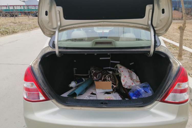 Used Nissan Tiida Sedan 2008 1.6L Automatic Smart Version Trunk