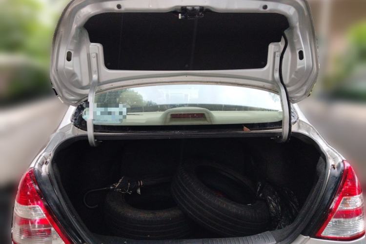 Used Nissan Tiida Sedan 2008 1.6L Automatic Smart Version Trunk