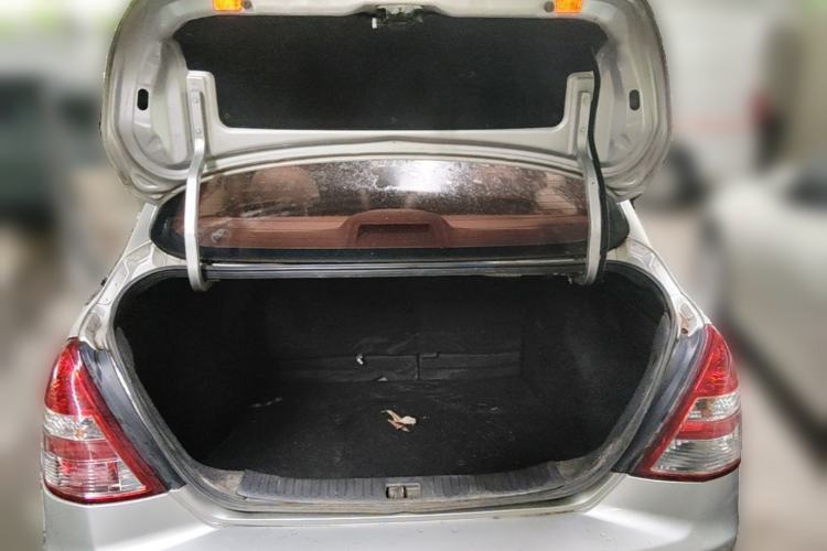Used Nissan Tiida Sedan 2008 1.6L Automatic Smart Version Trunk