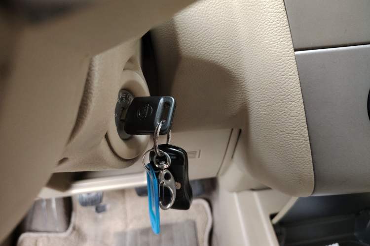Used Nissan Tiida Sedan 2008 1.6L Manual Fashion Edition Vehicle Key