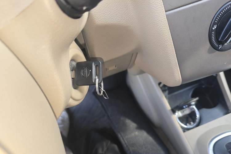 Used Nissan Tiida Sedan 2008 1.6L Automatic Fashion Edition Vehicle Key