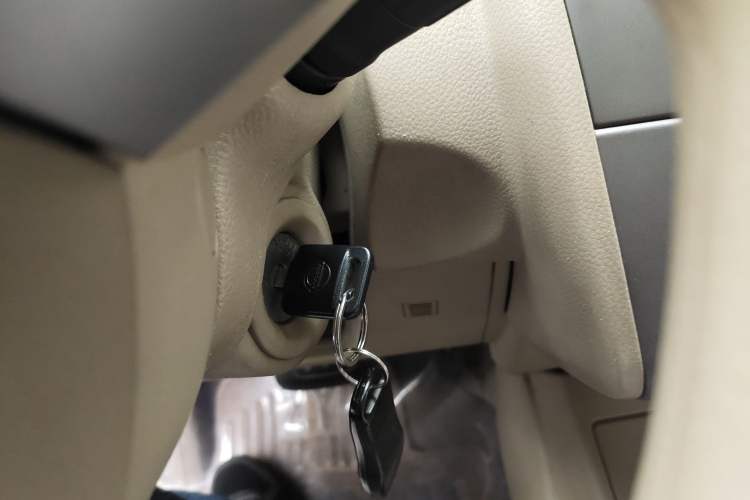 Used Nissan Tiida Sedan 2008 1.6L Automatic Fashion Edition Vehicle Key