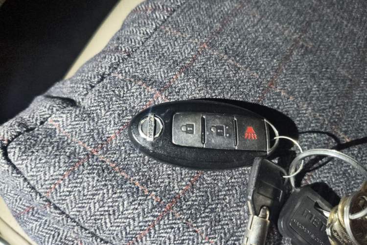 Used Nissan Tiida Sedan 2008 1.6L Automatic Fashion Edition Vehicle Key