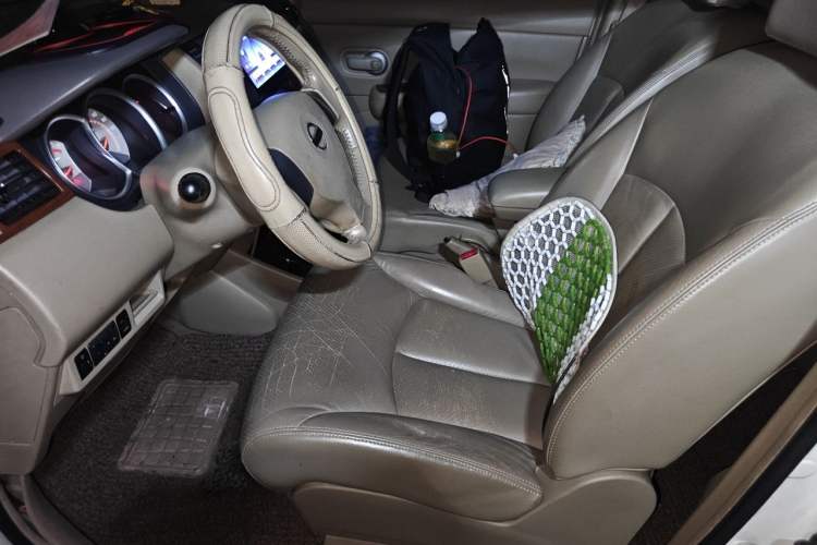 Used Nissan Tiida Sedan 2008 1.6L Automatic Smart Version Left Front Seat