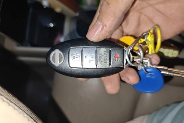 Used Nissan Tiida Sedan 2008 1.6L Automatic Smart Version Vehicle Key