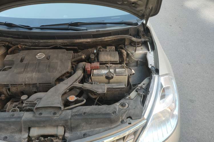 Used Nissan Tiida Sedan 2008 1.6L Automatic Smart Version Engine Bay Left