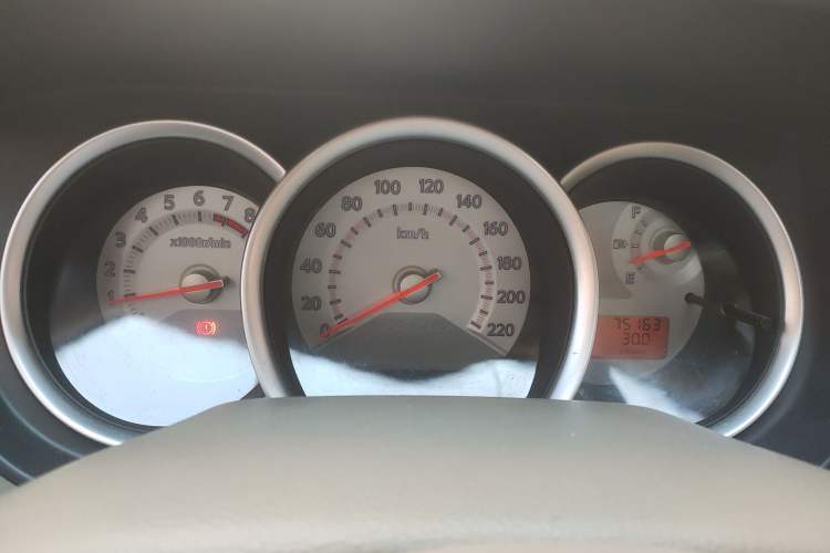 Used Nissan Tiida Sedan 2008 1.6L Automatic Smart Version Instrument Cluster