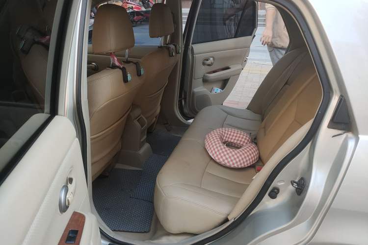 Used Nissan Tiida Sedan 2008 1.6L Automatic Smart Version Left Rear Seat