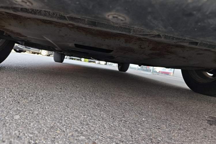 Used Nissan Tiida Sedan 2009 1.6L Automatic Tech Edition Chassis Front