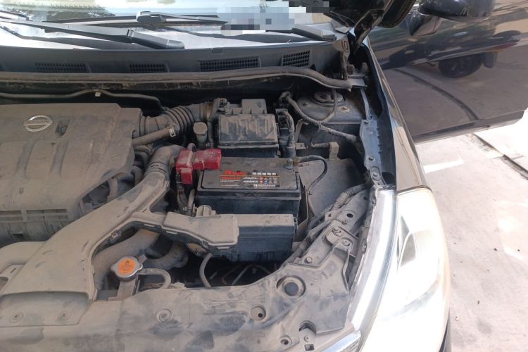 Used Nissan Tiida Sedan 2009 1.6L Automatic Tech Edition Engine Bay Left