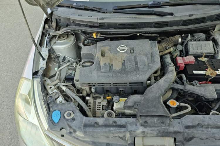 Used Nissan Tiida Sedan 2009 1.6L Automatic Tech Edition Engine Bay Right