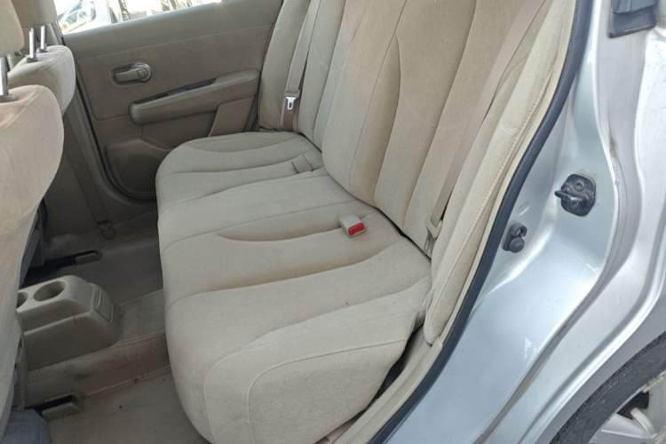 Used Nissan Tiida Sedan 2009 1.6L Automatic Tech Edition Left Rear Seat
