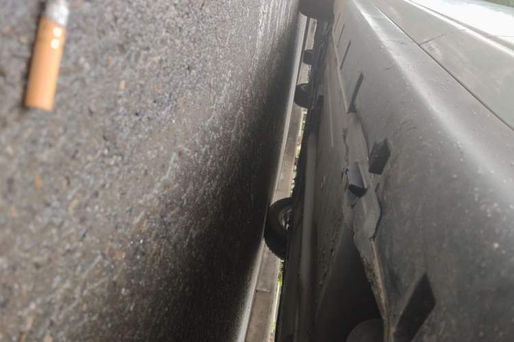 Used Nissan Tiida Sedan 2009 1.6L Automatic Tech Edition Chassis Rear Left