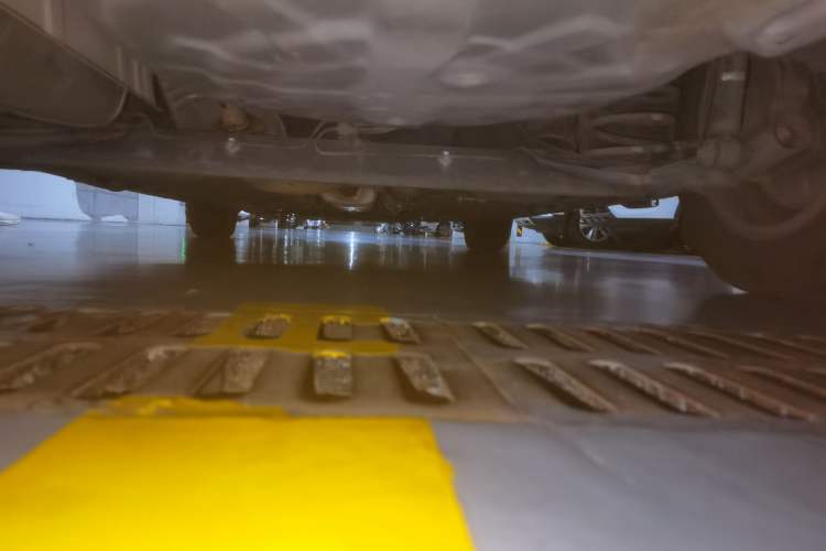 Used Nissan Tiida Sedan 2009 1.6L Automatic Tech Edition Chassis Rear