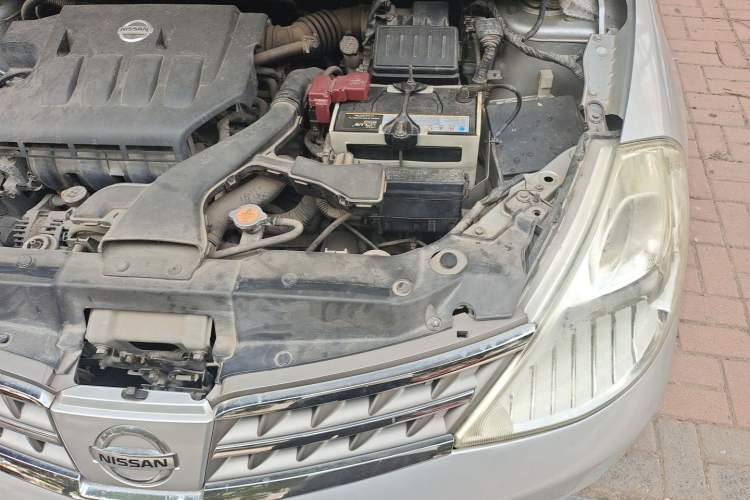 Used Nissan Tiida Sedan 2009 1.6L Automatic Tech Edition Engine Bay Left