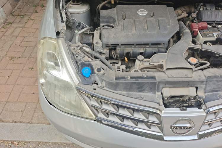Used Nissan Tiida Sedan 2009 1.6L Automatic Tech Edition Engine Bay Right