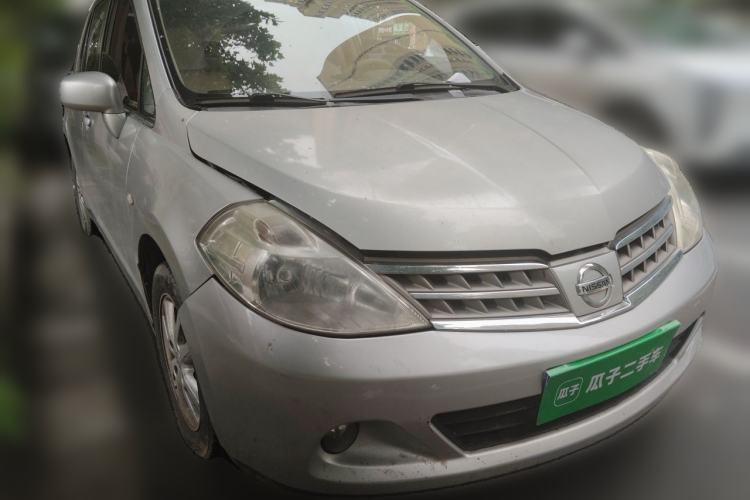 Used Nissan Tiida Sedan 2009 1.6L Automatic Tech Edition Front Right 45 Deg