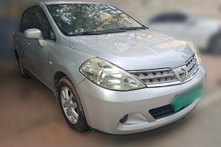 Used Nissan Tiida Sedan 2009 1.6L Automatic Tech Edition Front Right 45 Deg