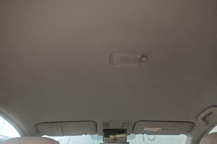 Used Nissan Tiida Sedan 2009 1.6L Automatic Tech Edition Headliner