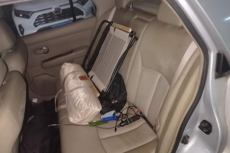 Used Nissan Tiida Sedan 2009 1.6L Automatic Tech Edition Left Rear Seat