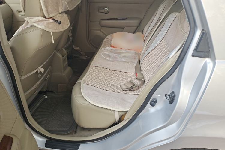 Used Nissan Tiida Sedan 2009 1.6L Automatic Tech Edition Left Rear Seat