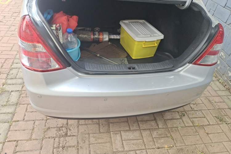 Used Nissan Tiida Sedan 2009 1.6L Automatic Tech Edition Trunk
