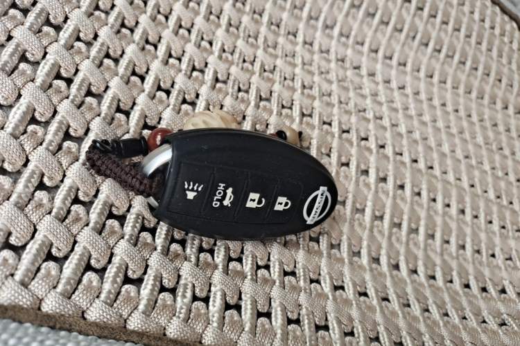 Used Nissan Tiida Sedan 2009 1.6L Automatic Tech Edition Vehicle Key