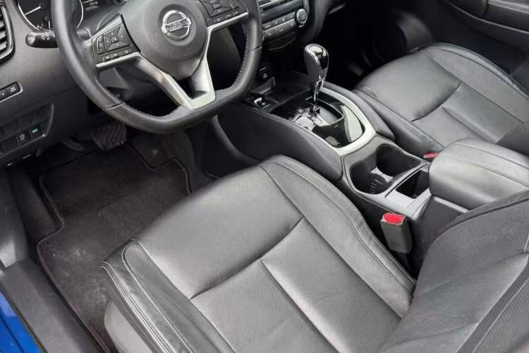 Used Nissan X-Trail 2019 2.0L CVT Smart Connect Comfort Edition 2WD Interior 2