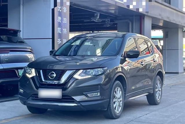 Ojetý Nissan X-Trail 2019 2.0L CVT Smart Connect Comfort Edition 2WD