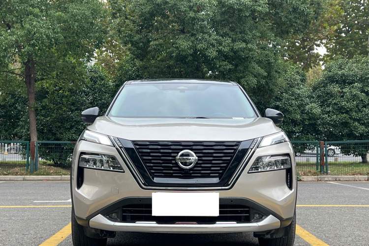 Used Nissan X-Trail 2023 e-POWER Ultra-Hybrid Dual-Motor All-Wheel-Drive Luxury Edition Exterior 2