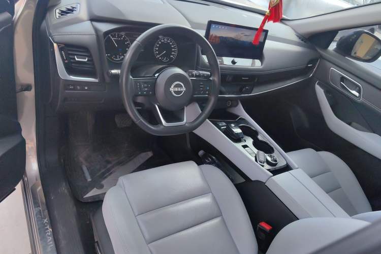 Used Nissan X-Trail 2023 e-POWER Ultra-Hybrid Dual-Motor All-Wheel-Drive Luxury Edition Interior 2
